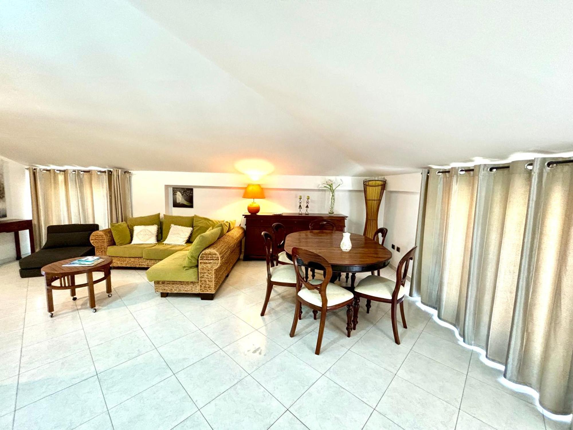 Longlife Isbingias Apartment Cagliari Bagian luar foto