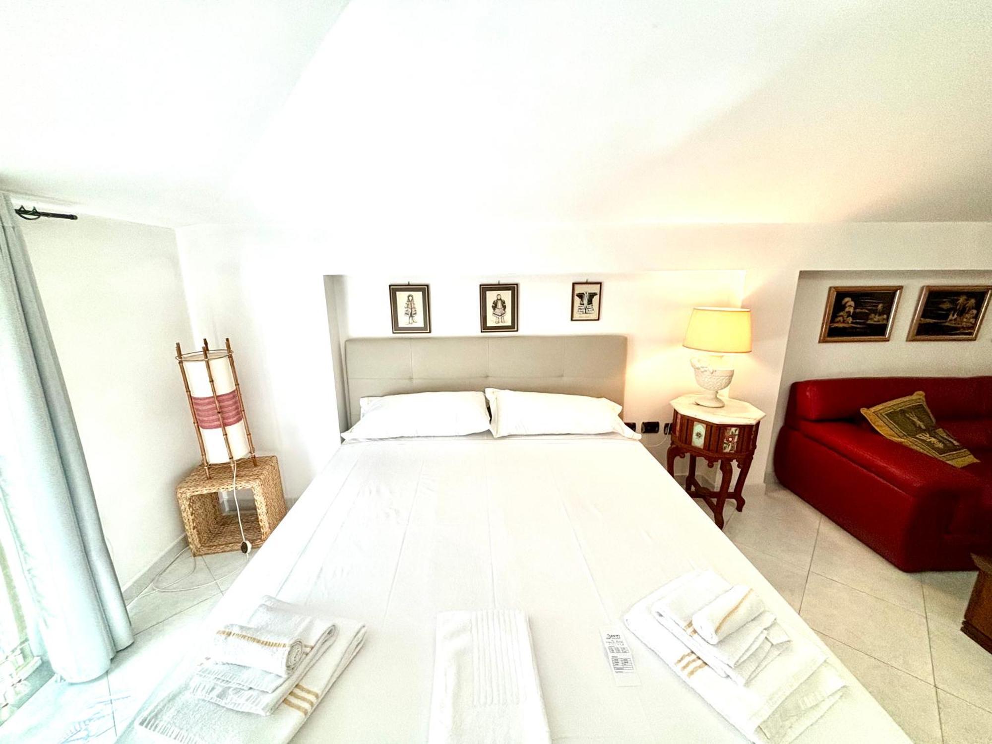 Longlife Isbingias Apartment Cagliari Bagian luar foto
